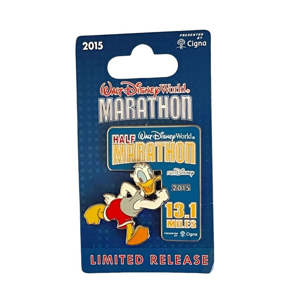 Walt Disney World Marathon Weekend 2015 Run Disney Donald Duck 13.1 Miles Pin
